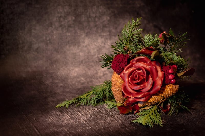Wax flower : la fleur star des compositions qui durent