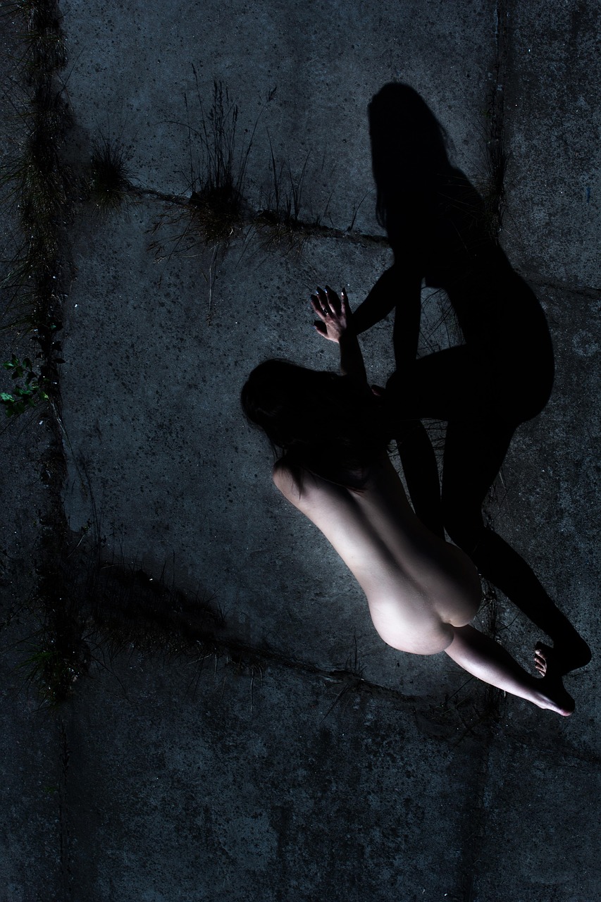 découvrez des conseils et soins efficaces pour hydrater et protéger votre peau sèche, retrouver douceur et confort au quotidien.